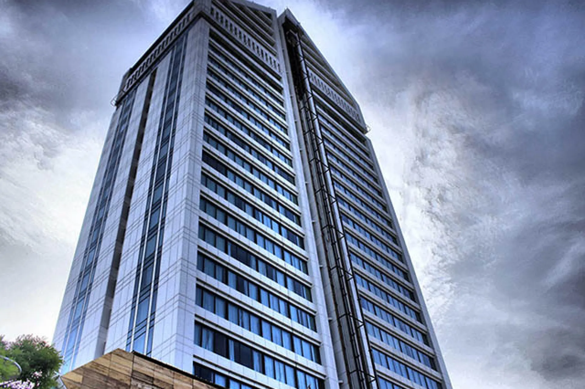 Chamran Grand Hotel - Shiraz Hotels Booking & Reviews