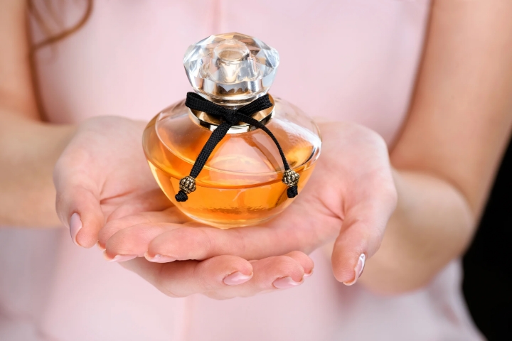 عطرهای زنانه‌ای که کلکسیون شما را کامل می‌کنند